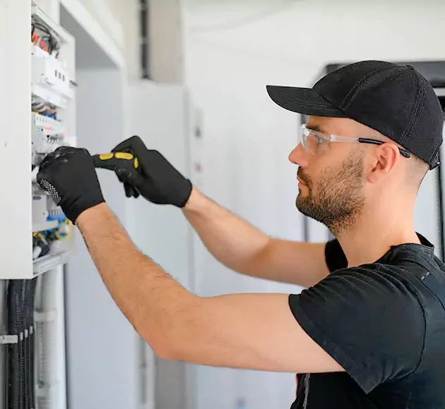 Crafting Reliable Electrical Service in Des Moines Since 2009