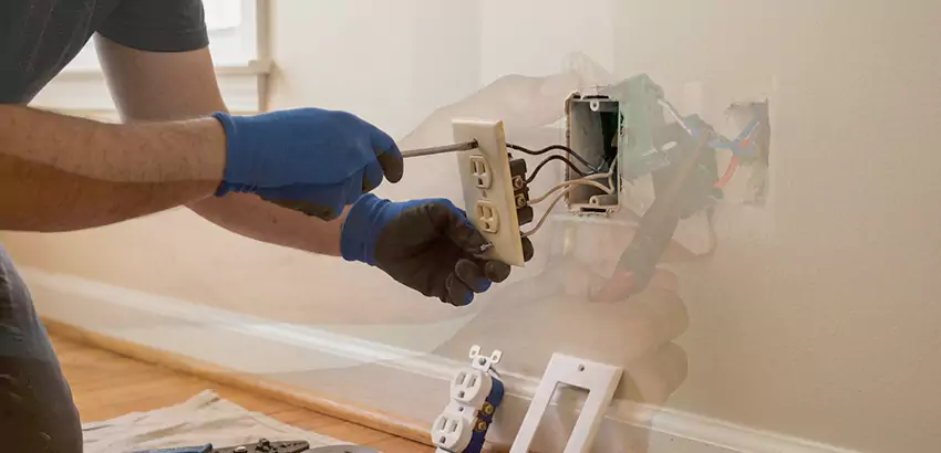 Motion Sensor Light Switch Replacement in Des Moines