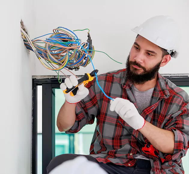 Professional Low Voltage Electrician: Your Local Systems Technician in Des Moines, IA